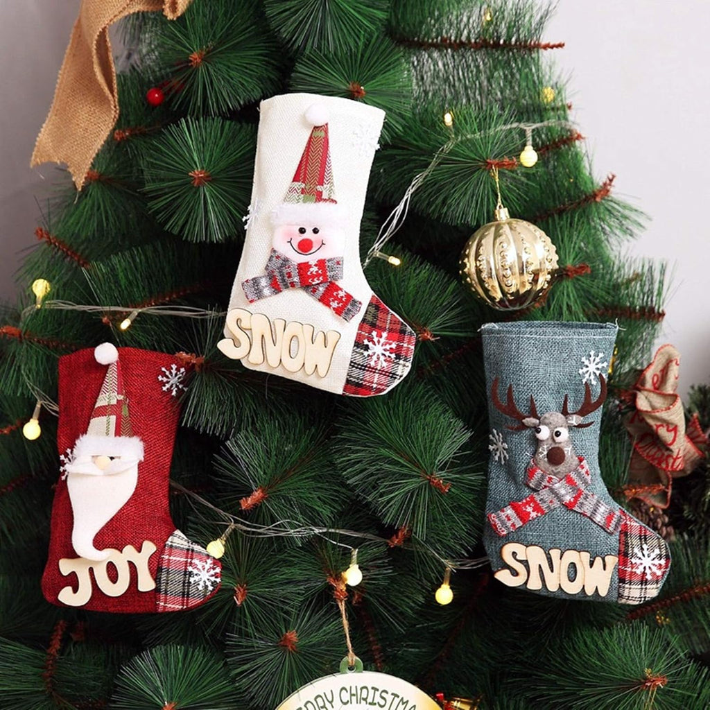 Christmas Stockings- 4 Pack Christmas Stockings, Personalized Christmas Stockings,Classic Large Christmas Stockings Decorations for Family Christmas Holiday Party